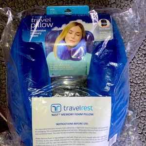 Nest travel rest memory foam pillow with tags